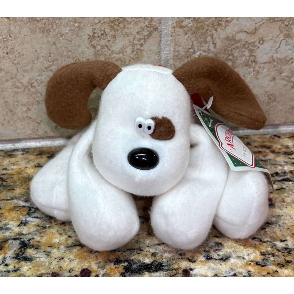 Vintage 1985 Hallmark "Archie" Dog Plush – With Original Tag!